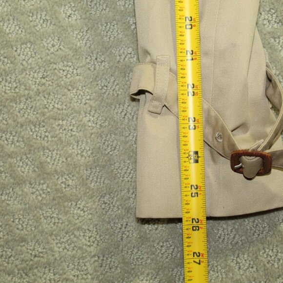 Burberrys' Kensington Double Breasted Khaki Cotton Blend Trench Coat 43" Chest - Picture 9 of 12